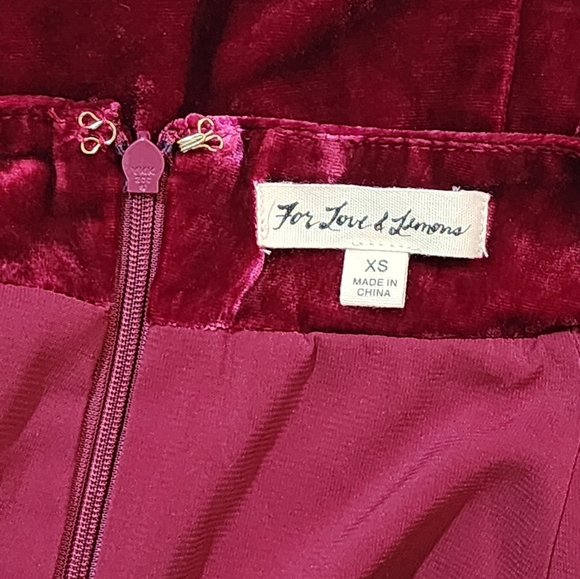 FOR LOVE AND LEMONS red velvet mini skirt, size XS - Picture 5 of 7